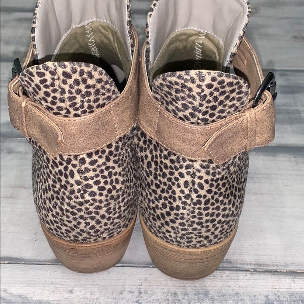 Leopard Print Booties - Picture 4 of 6